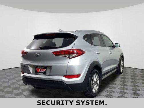 2017 Hyundai TUCSON SE Plus