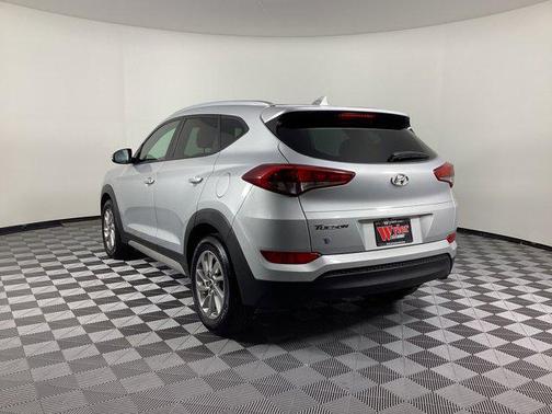 2017 Hyundai TUCSON SE Plus