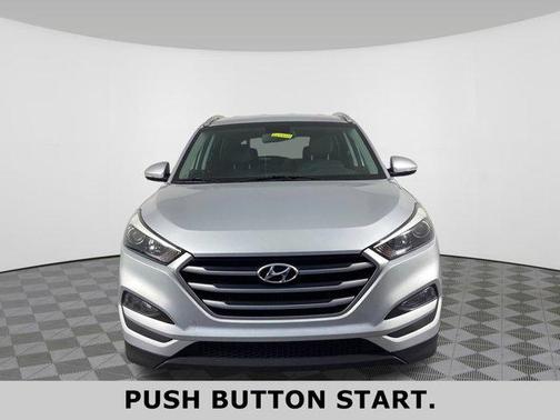 2017 Hyundai TUCSON SE Plus