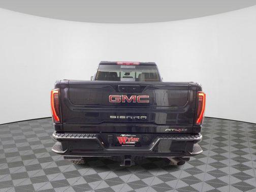 2024 GMC Sierra 2500 AT4X