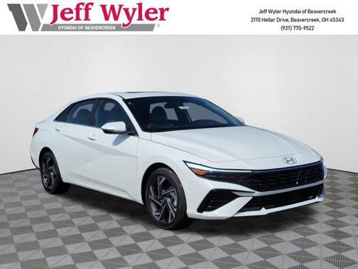 2025 Hyundai ELANTRA Limited