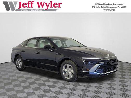 2025 Hyundai SONATA SE