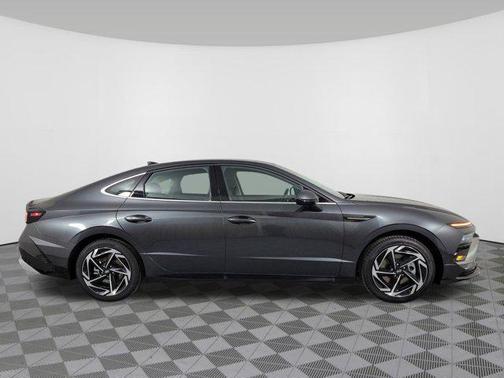 2026 Hyundai SONATA SEL