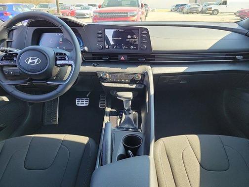 2025 Hyundai ELANTRA Sport