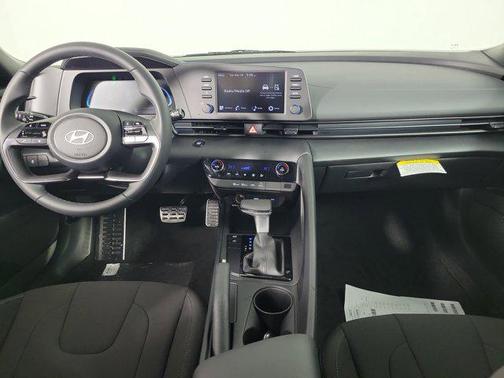 2026 Hyundai ELANTRA Sport