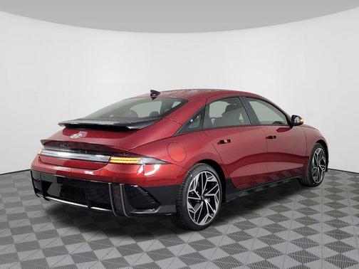 2025 Hyundai IONIQ 6 SEL