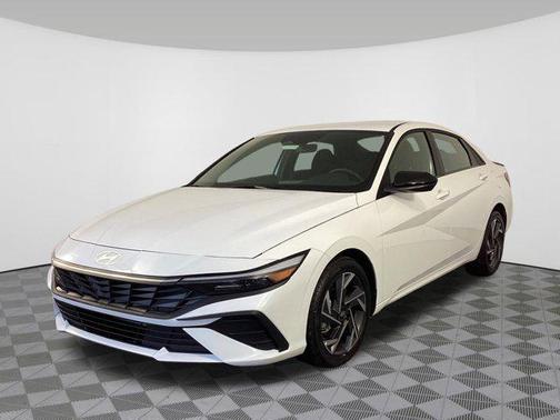 2025 Hyundai ELANTRA SEL