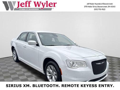 2023 Chrysler 300 Touring