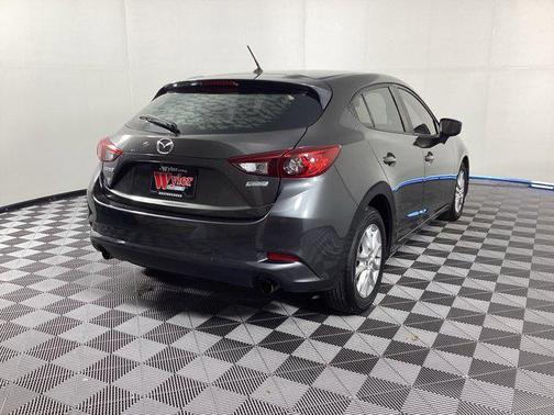 2017 Mazda Mazda3 Sport