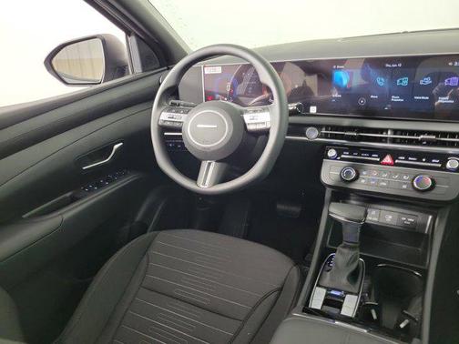 2025 Hyundai SANTA CRUZ SE