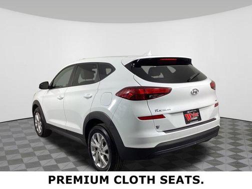 2021 Hyundai TUCSON SE