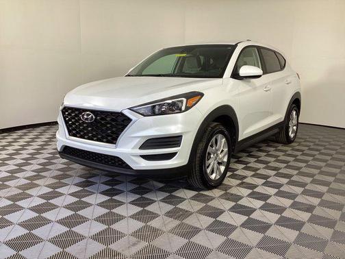 2021 Hyundai TUCSON SE