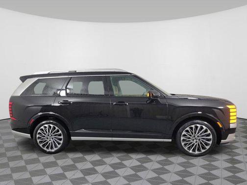 Abyss Black Pearl 2026 Hyundai Palisade Hybrid Calligraphy
