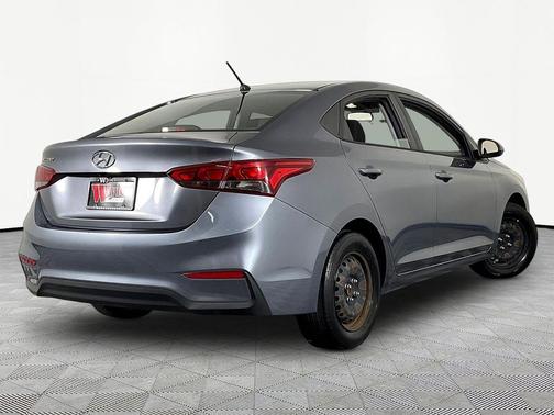 Urban Gray Metallic 2019 Hyundai Accent SE