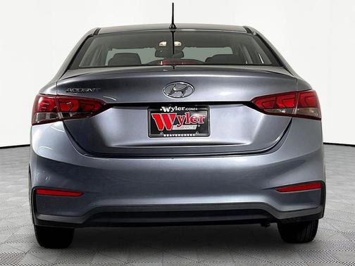 Urban Gray Metallic 2019 Hyundai Accent SE