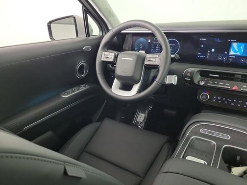 Typhoon Silver Metallic 2026 Hyundai Palisade Hybrid SEL Premium 7P