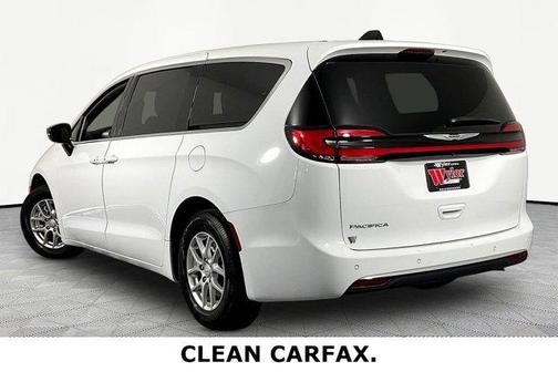 Bright White Clearcoat 2025 Chrysler Pacifica L