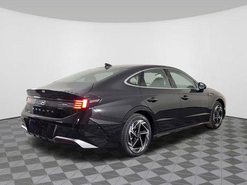 2026 Hyundai SONATA SEL