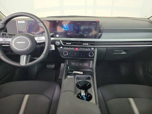 2026 Hyundai SONATA SEL