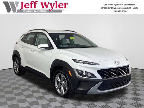 2023 Hyundai KONA SEL