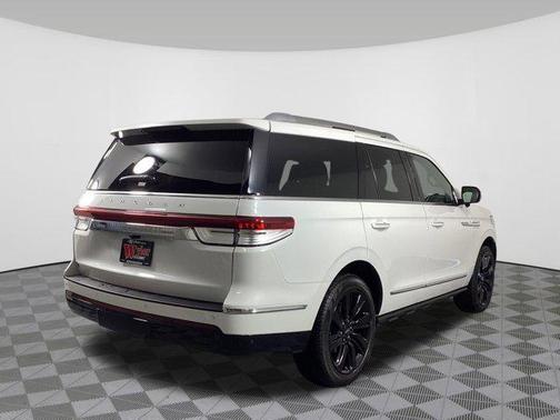 2024 Lincoln Navigator Reserve