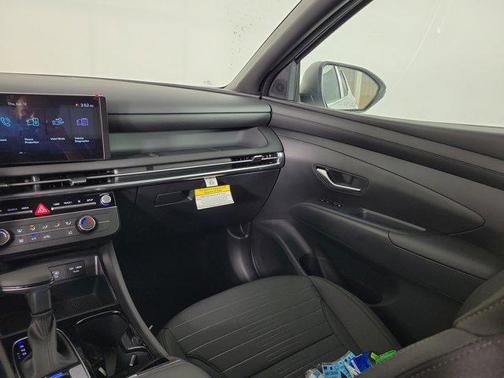2025 Hyundai SANTA CRUZ SE