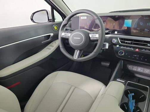 2026 Hyundai SONATA SEL