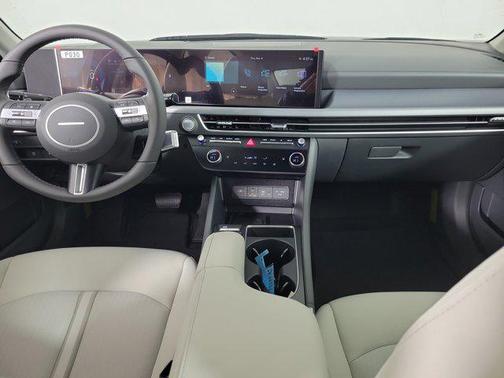 2026 Hyundai SONATA SEL