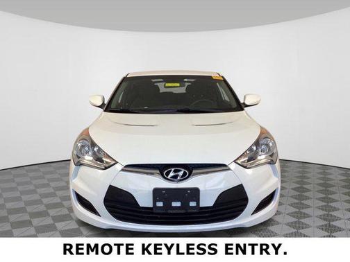 2015 Hyundai Veloster Base