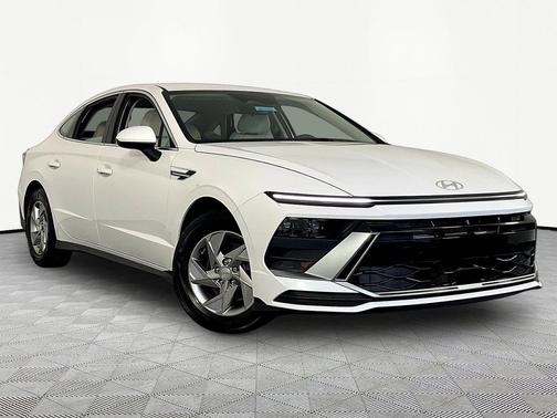 Serenity White 2025 Hyundai SONATA SE