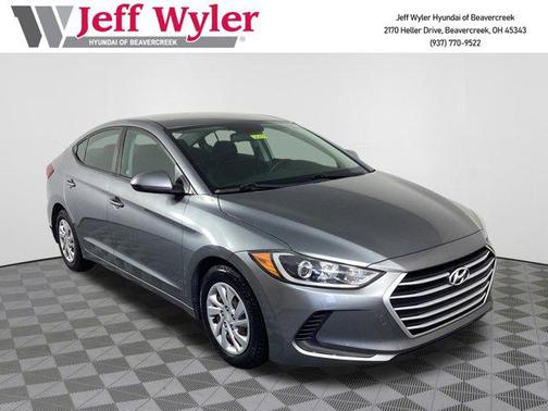 2018 Hyundai ELANTRA SE