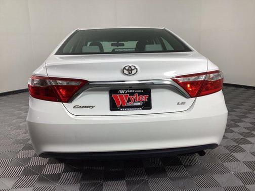 2017 Toyota Camry LE