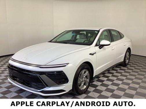 2025 Hyundai SONATA SE