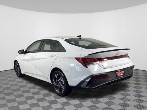 2025 Hyundai ELANTRA Sport