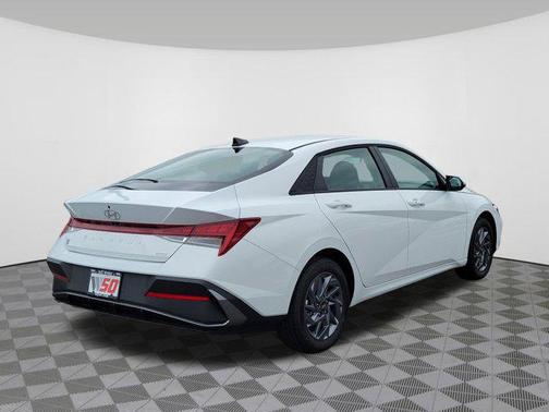 2025 Hyundai ELANTRA HEV Blue