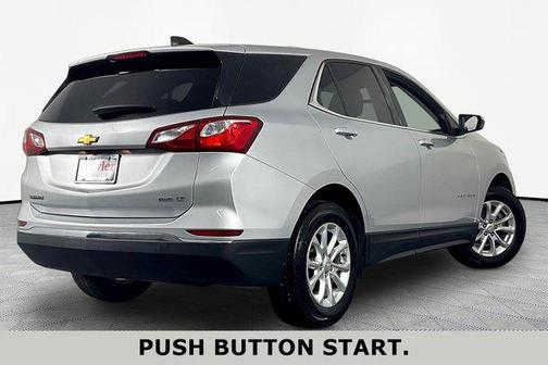 Silver Ice Metallic 2018 Chevrolet Equinox LT
