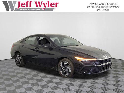 2025 Hyundai ELANTRA HEV SEL Sport