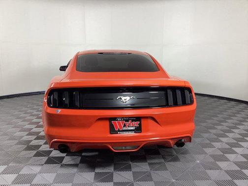 2015 Ford Mustang V6