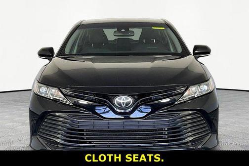 Midnight Black Metallic 2018 Toyota Camry LE