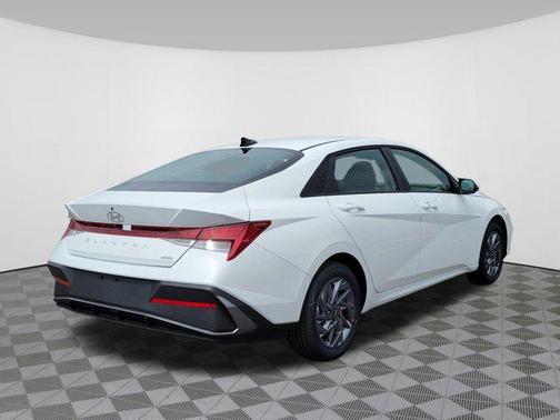 2025 Hyundai ELANTRA HEV Blue