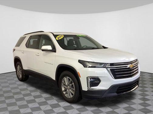 2022 Chevrolet Traverse LT Cloth