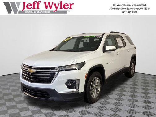 2022 Chevrolet Traverse LT Cloth