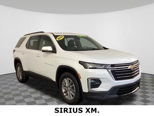 2022 Chevrolet Traverse LT Cloth