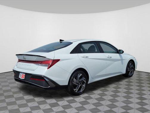 2025 Hyundai ELANTRA Sport