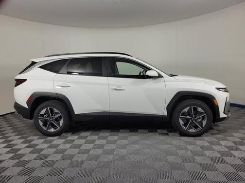 Serenity White Pearl 2026 Hyundai TUCSON SEL