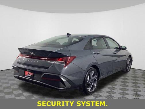 2025 Hyundai ELANTRA Sport