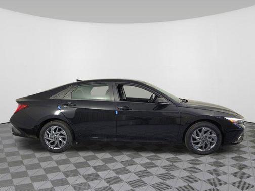 2025 Hyundai ELANTRA HEV Blue