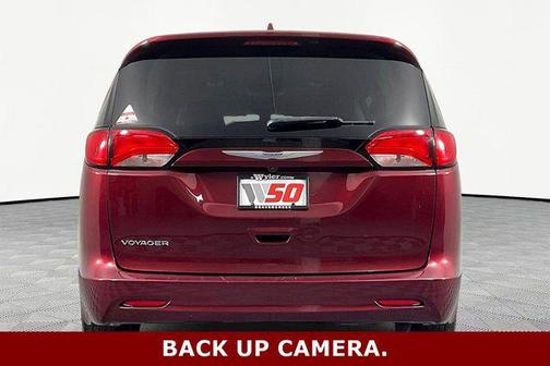 Velvet Red Pearlcoat 2020 Chrysler Voyager LX