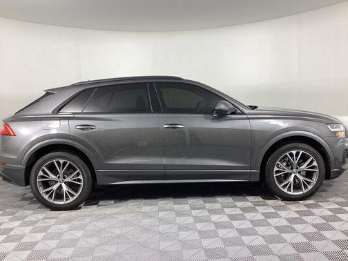 2020 Audi Q8 55 Premium