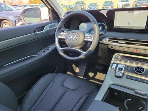 2025 Hyundai PALISADE SEL Premium
